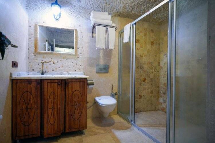 Elysée Cave House