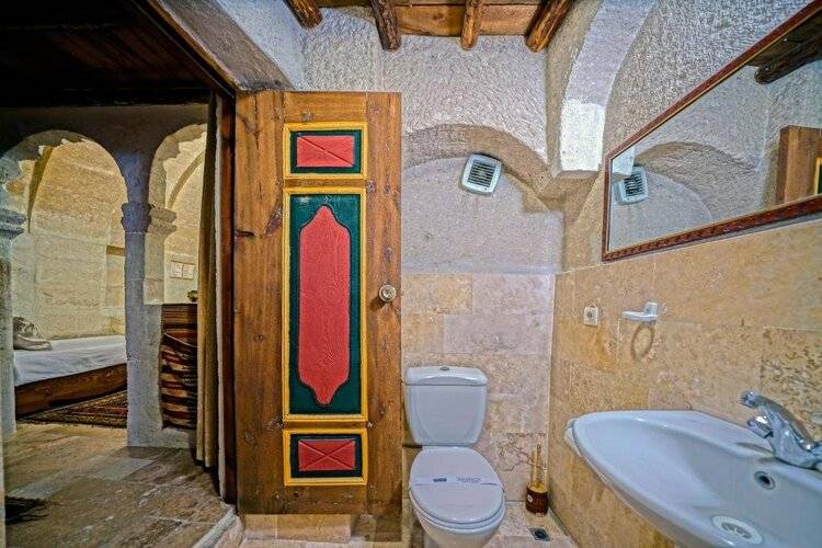 Elysée Cave House