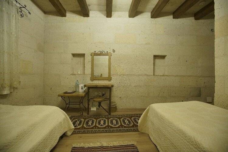 Maron Stone House
