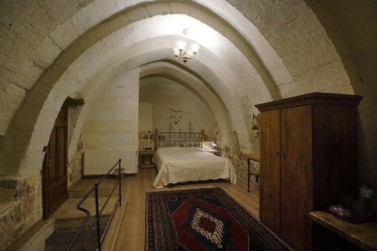 Maron Stone House