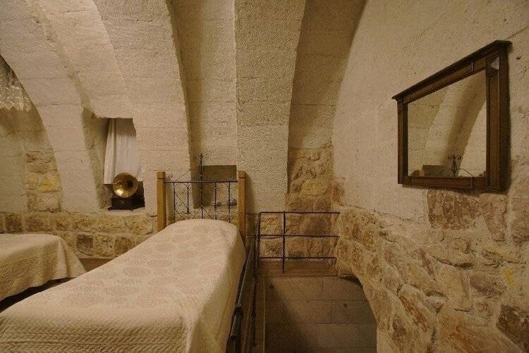 Maron Stone House