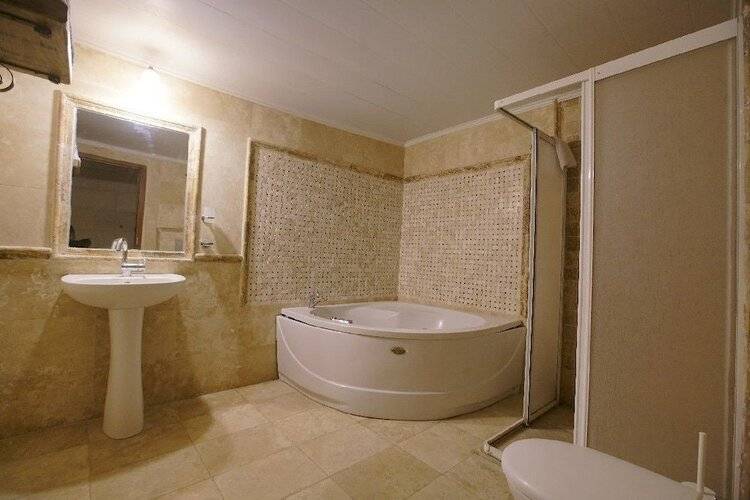 Maron Stone House