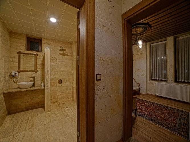 Milat Cave Hotel