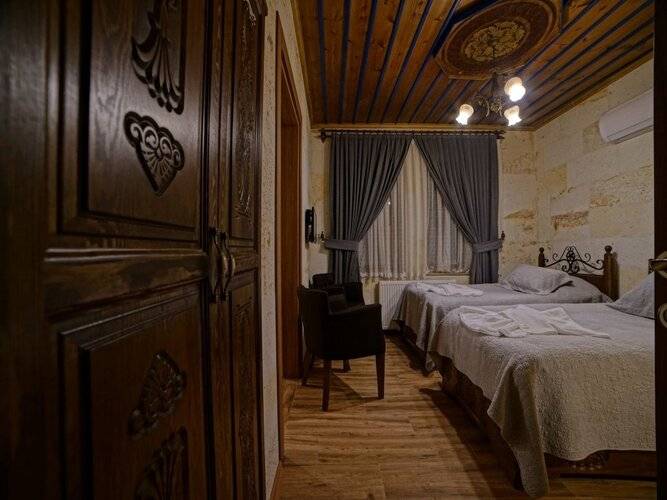 Milat Cave Hotel