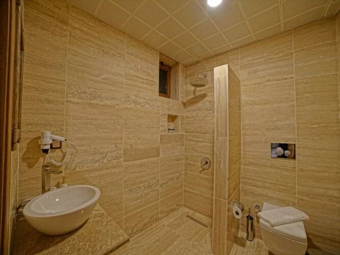 Milat Cave Hotel