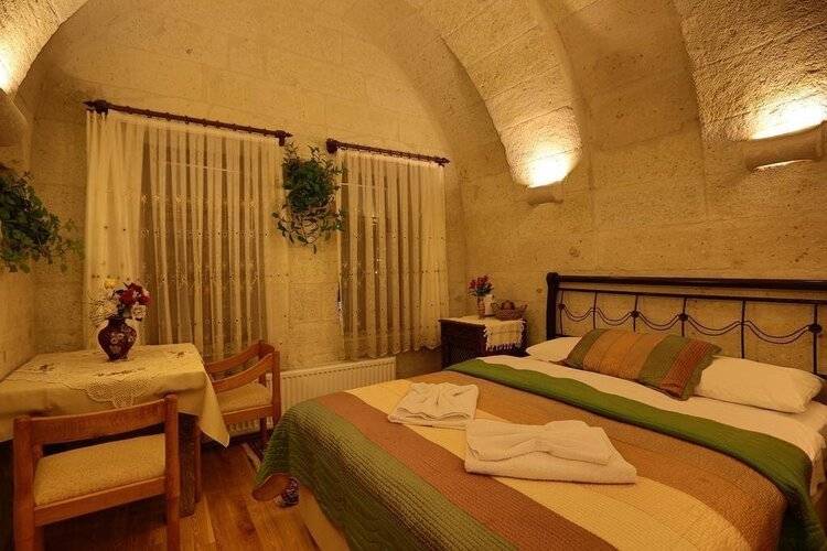 Safran Cave Hotel