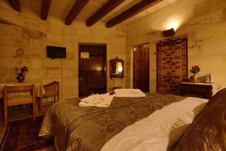 Safran Cave Hotel