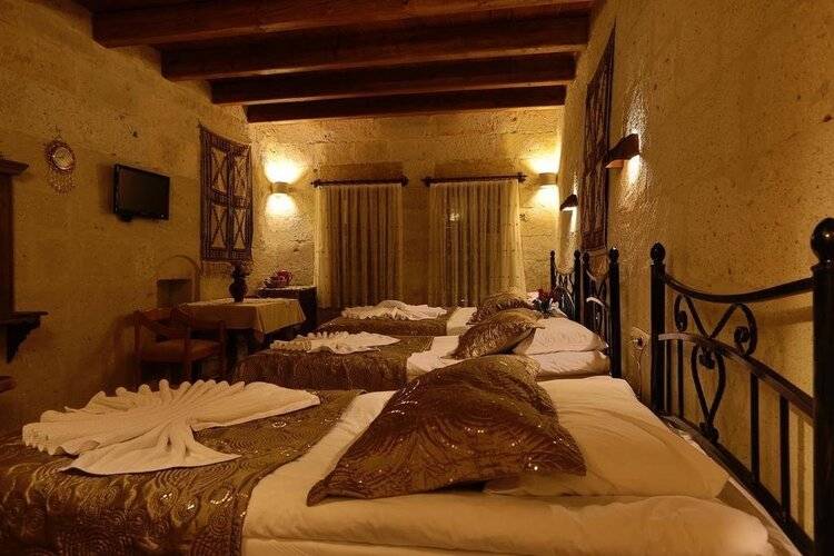 Safran Cave Hotel