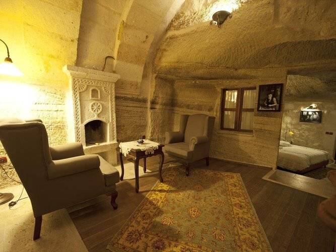 Terra Cave Hotel