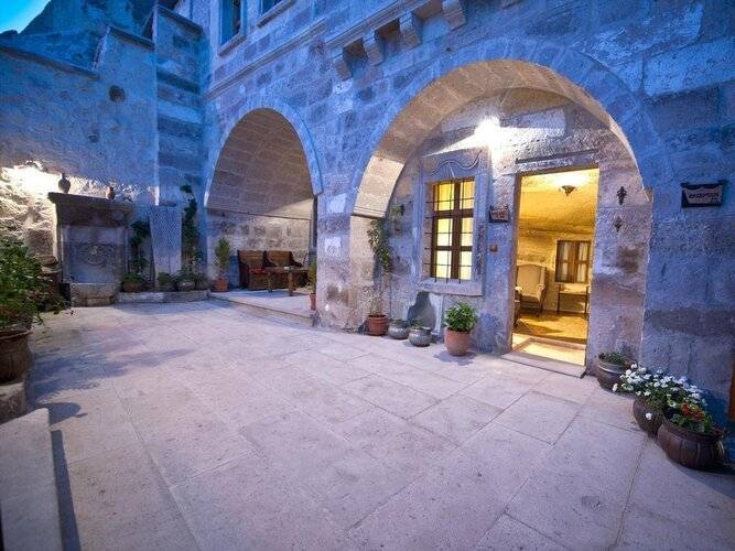 Terra Cave Hotel