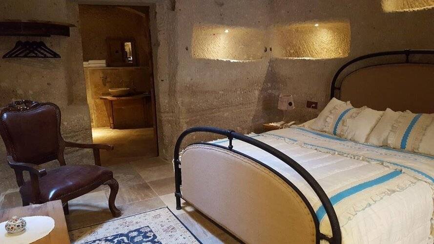 Terra Cave Hotel