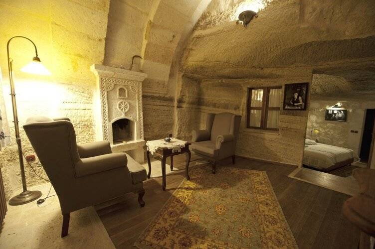 Terra Cave Hotel