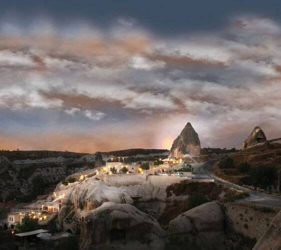Traveller's Cave Hotel