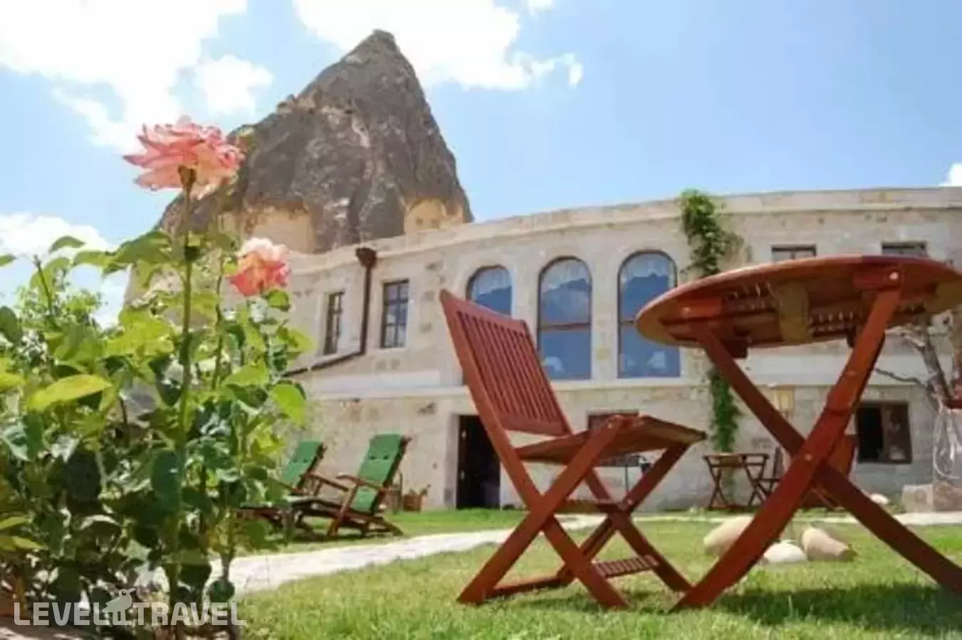 Traveller's Cave Hotel