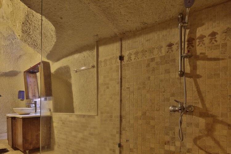 View Cave Hotel