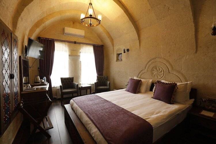 Ada Cave Suites Hotel