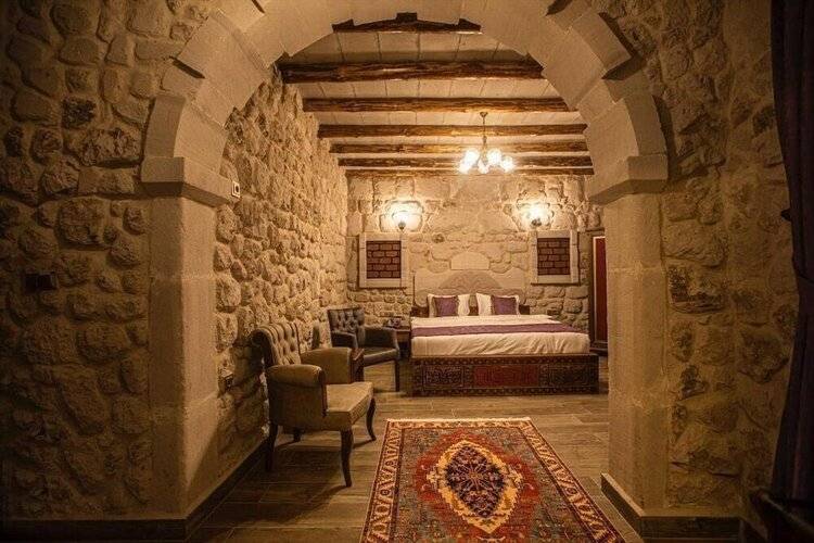 Ada Cave Suites Hotel