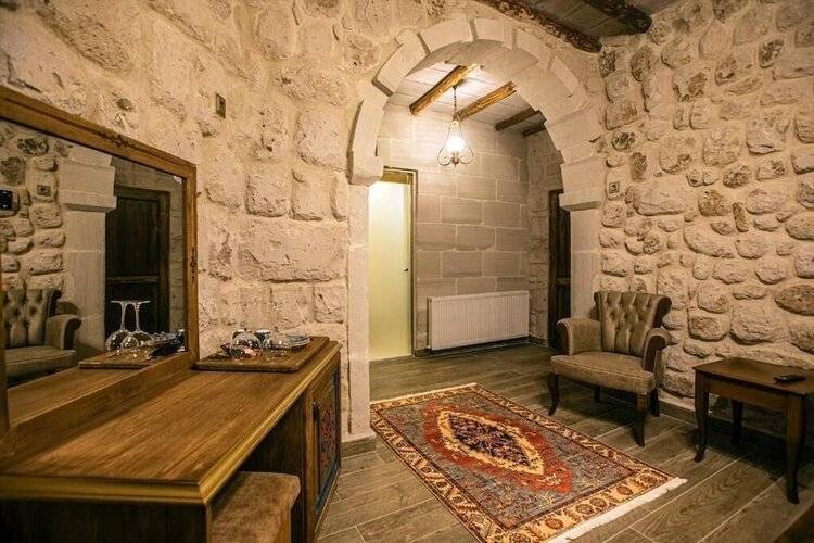 Ada Cave Suites Hotel