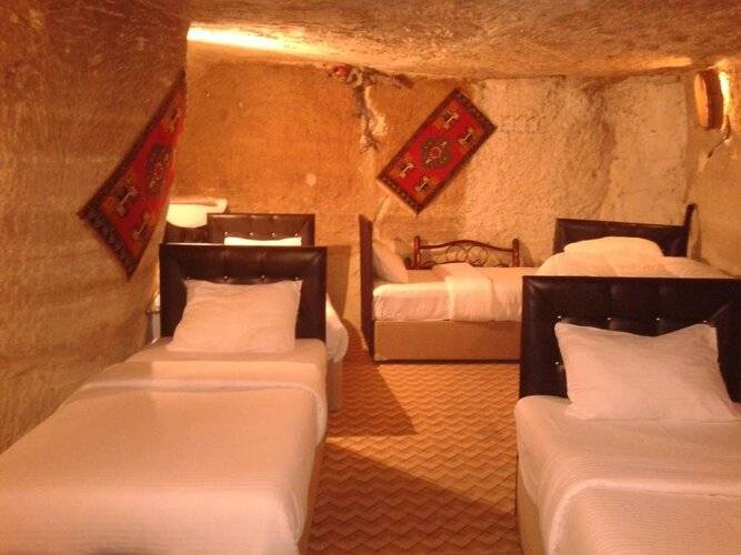 Avlu Cave House