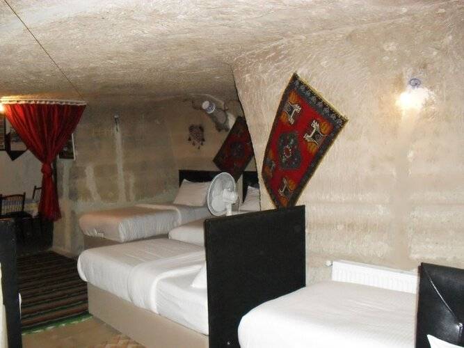 Avlu Cave House
