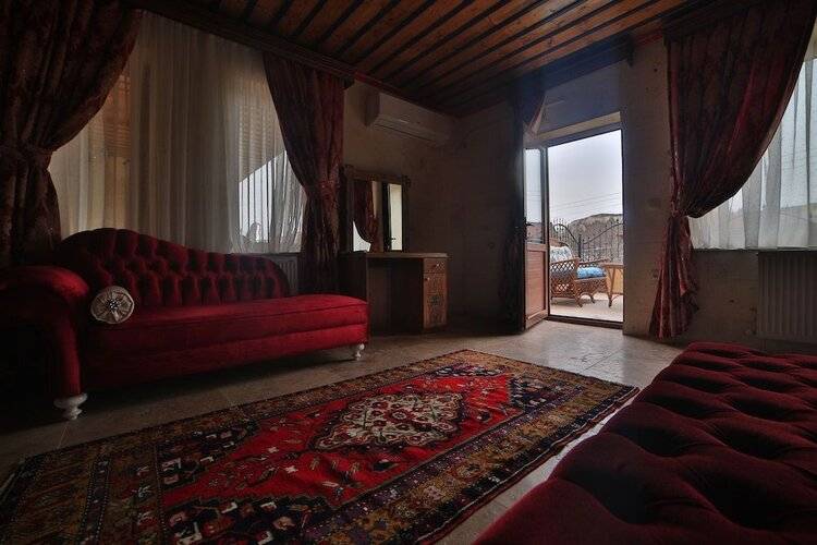 Cakiltasi Evi