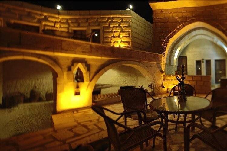 Kayatas Hotel