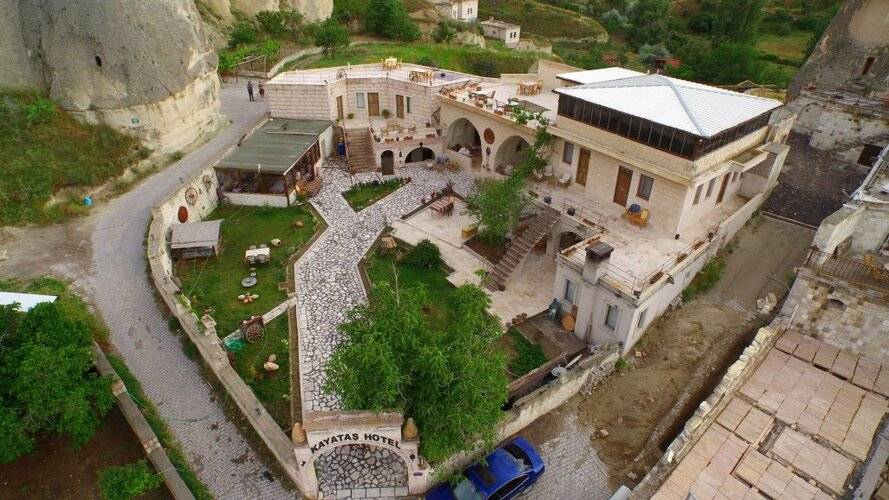 Kayatas Hotel