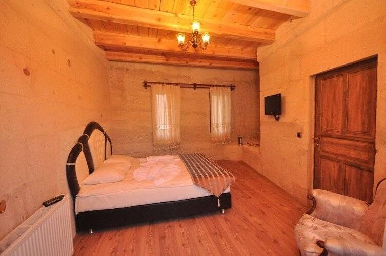 Kayatas Hotel
