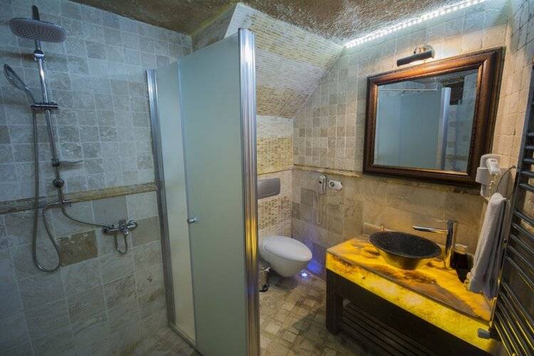 Roma Cave Suite Hotel