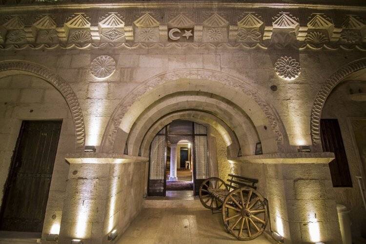 Roma Cave Suite Hotel