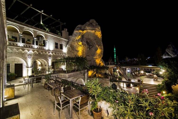 Roma Cave Suite Hotel