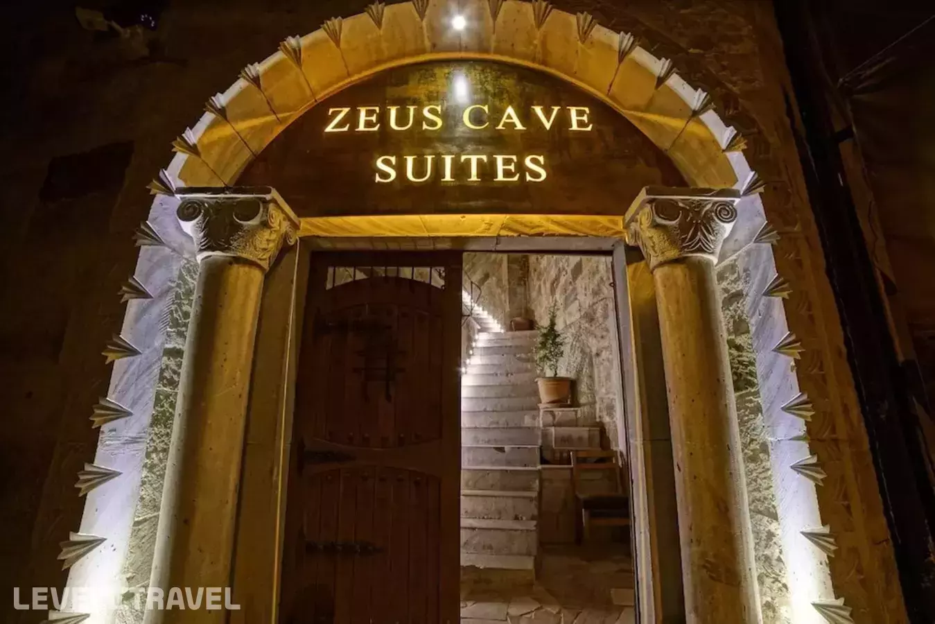 Zeus Cave Suites