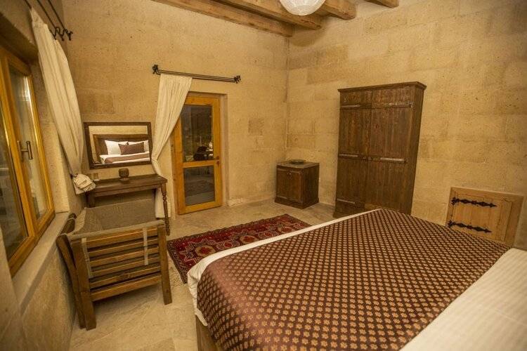 Helike Cave Hotel
