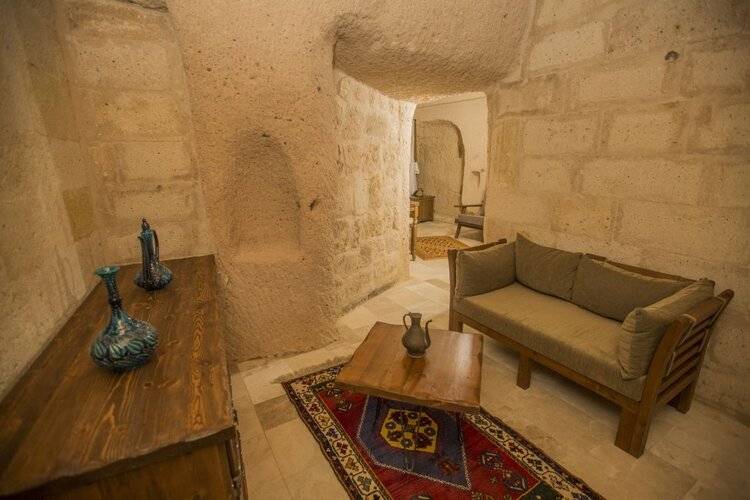 Helike Cave Hotel