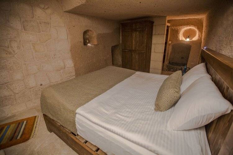 Helike Cave Hotel