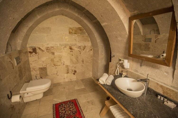Helike Cave Hotel