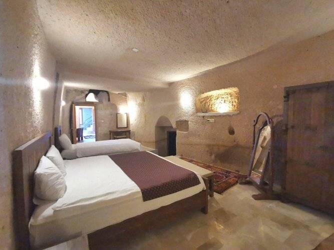 Helike Cave Hotel