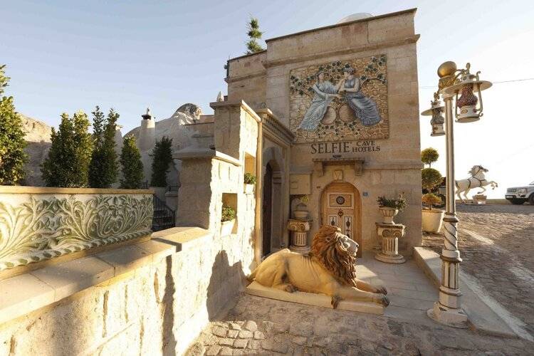 Selfie Cave Hotels Cappadocia
