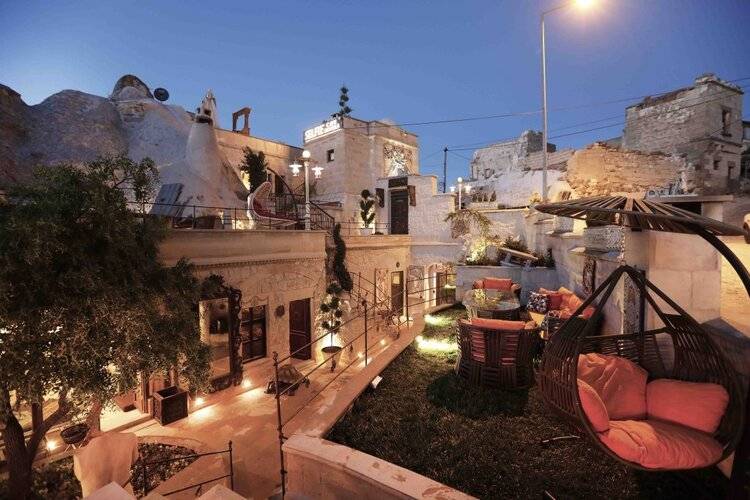 Selfie Cave Hotels Cappadocia