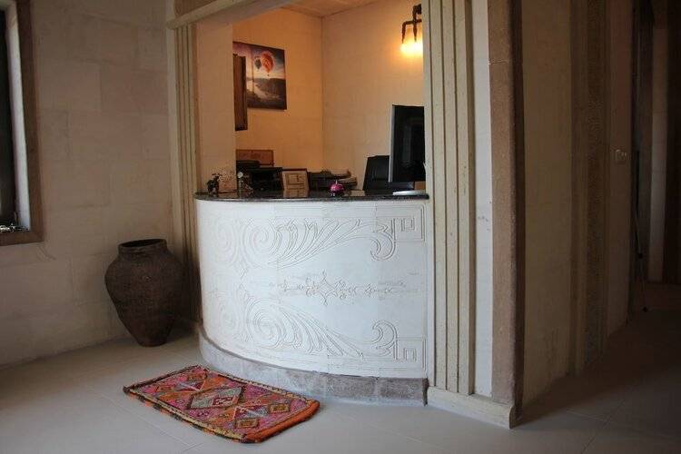 El Nazar Stone Suite