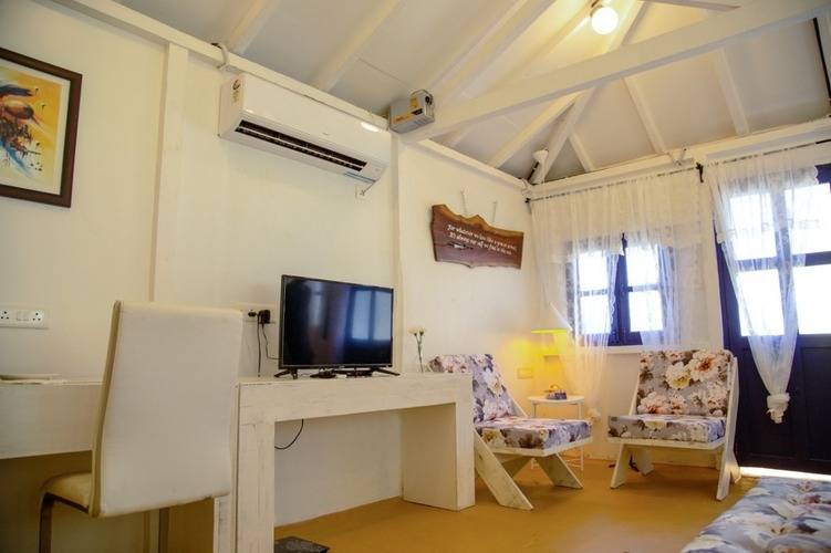 Hibis Hotels And Resort