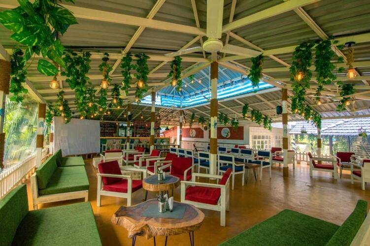 Hibis Hotels And Resort