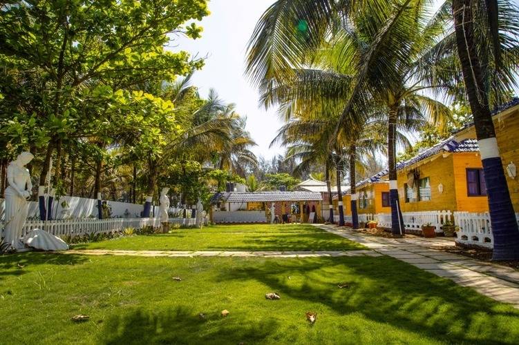 Hibis Hotels And Resort