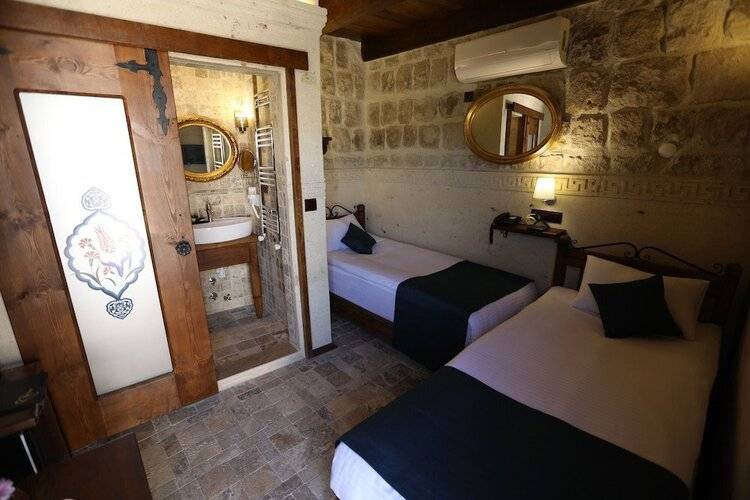 Arte Cave Hotel
