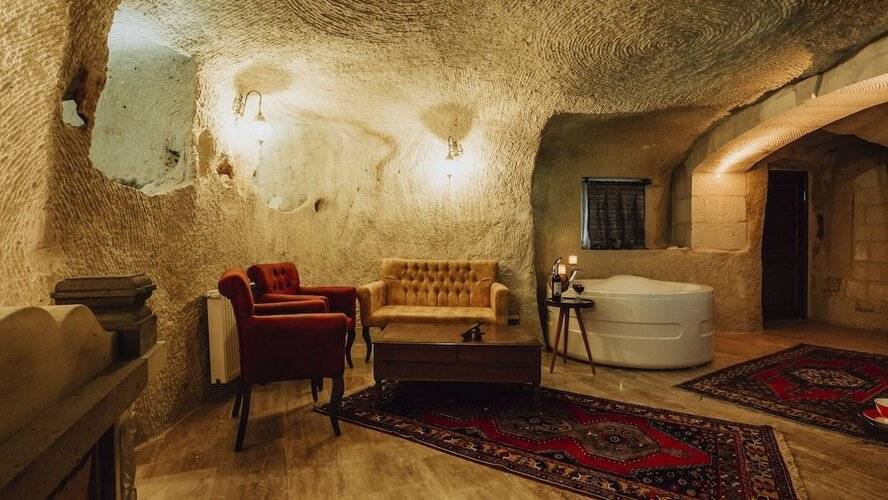 Carna Cave Hotel