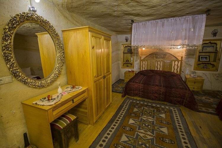 Assiana Cave House