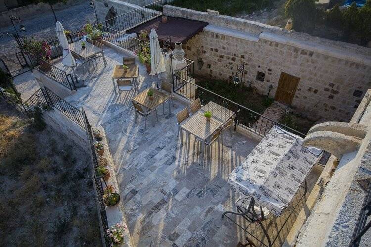 Assiana Cave House