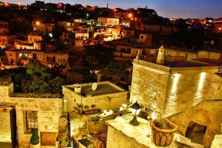 Elika Cave Suites & Spa
