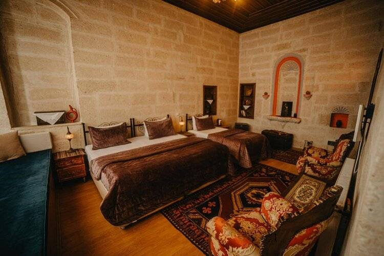 Helios Cave Hotel