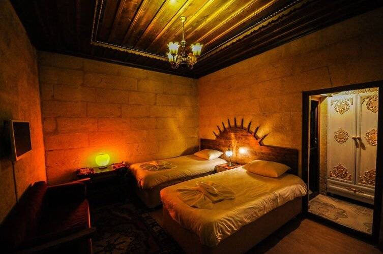 Helios Cave Hotel